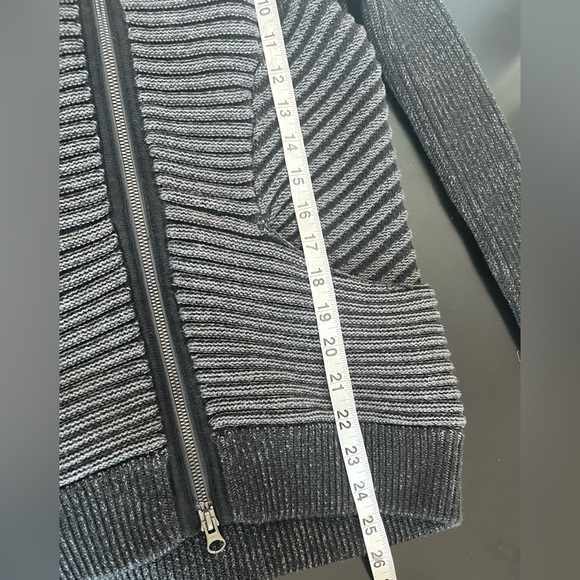 Lululemon Athletica Embrace Hoodie Knit Heathered Medium Grey Black Women’s SZ 6 - Picture 9 of 12